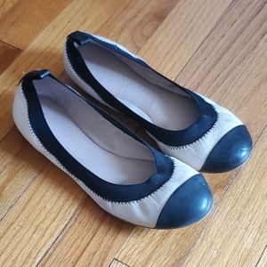 Banana Republic Leather Flats